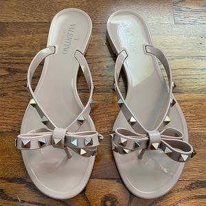 Valentino Garavani Rockstud PVC Flat Thong Sandals Size 40